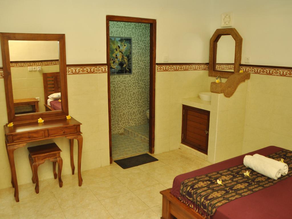 Dewi Antara Homestay Ubud  Phòng bức ảnh